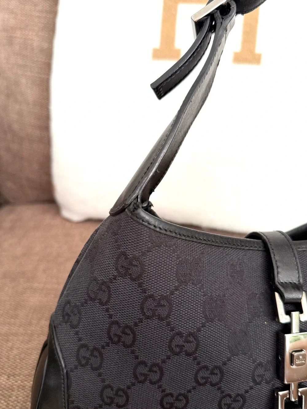 Gucci authentic jackie